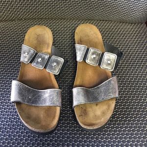 Naot Sandal